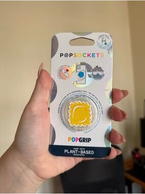 NWT Ravioli Pasta pop socket